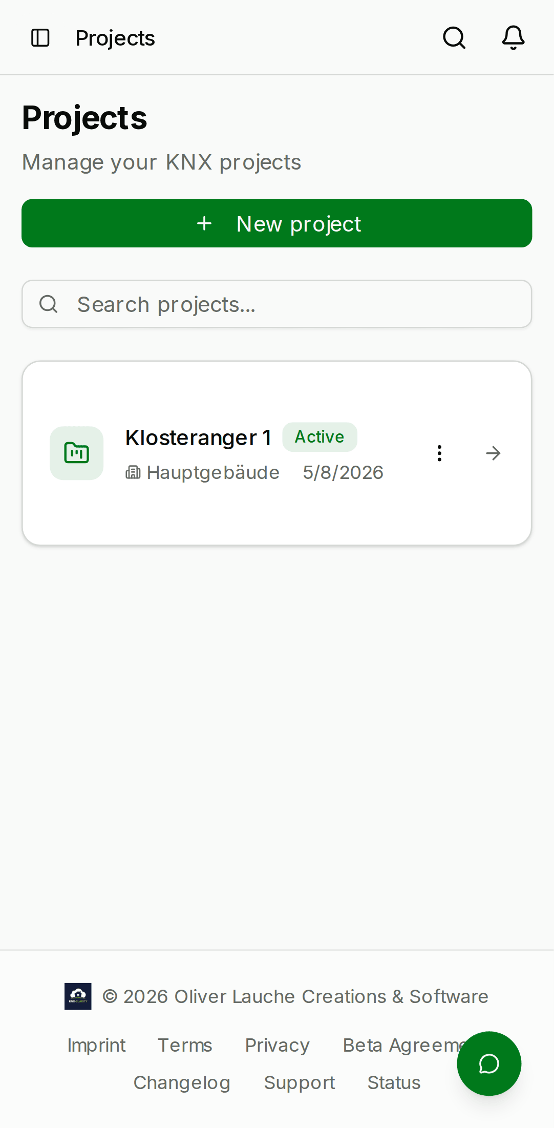 Projects list page showing a filter bar with status pills (all, active, completed, archived, escrow), a search input, and a grid of project cards each showing the project name, customer, building name, and a status badge. — mobile view